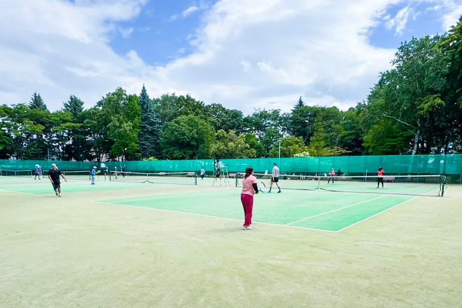 硬式テニスコート（有料）